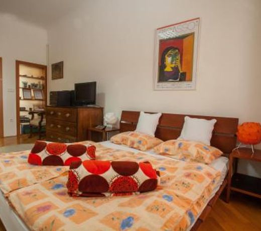 Apartments Lina - Center with free parking!