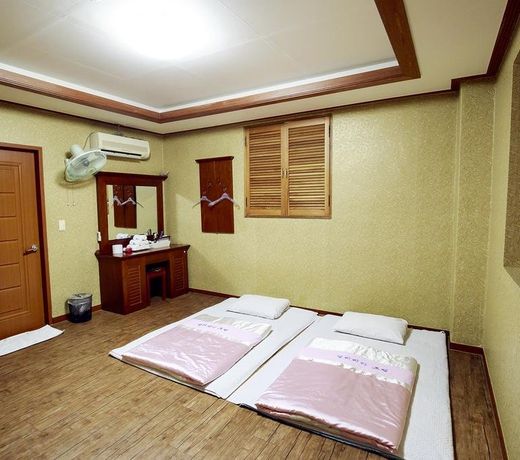Galleria Hotel