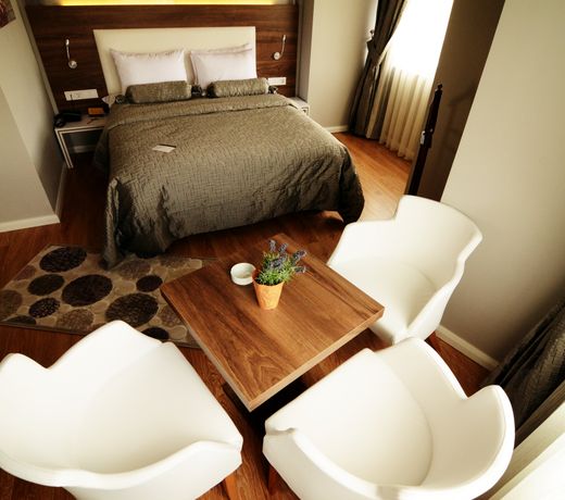 SennaCity Hotel