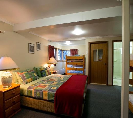 Diana Alpine Lodge