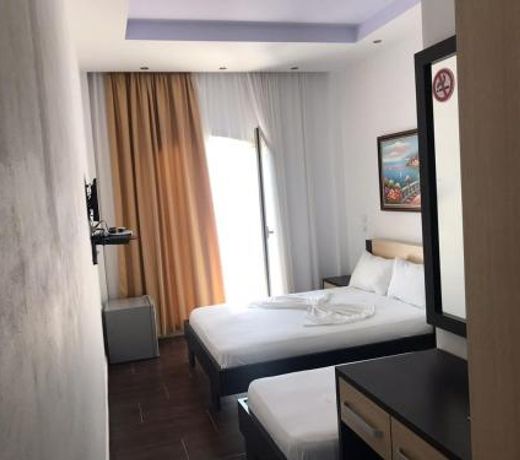 Royal Blue Hotel