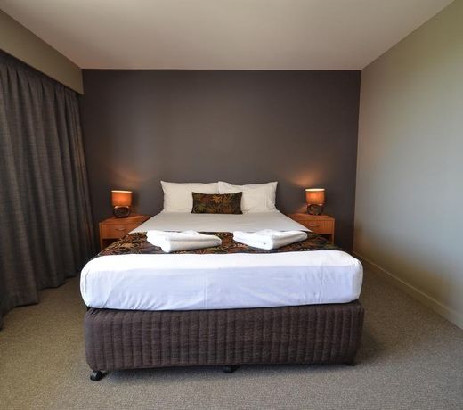 Gladstone Reef Hotel Motel