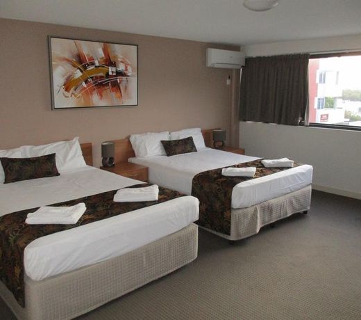 Gladstone Reef Hotel Motel