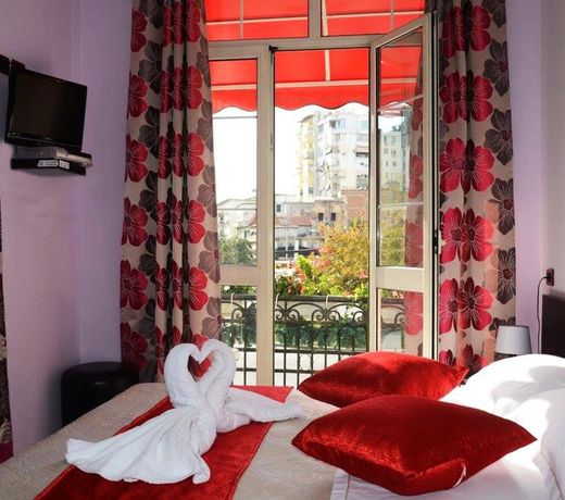 Jolly City Center Hotel