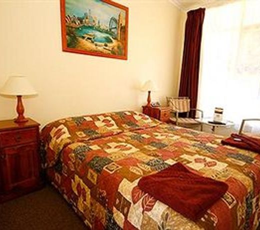 Southern Right Motor Inn
