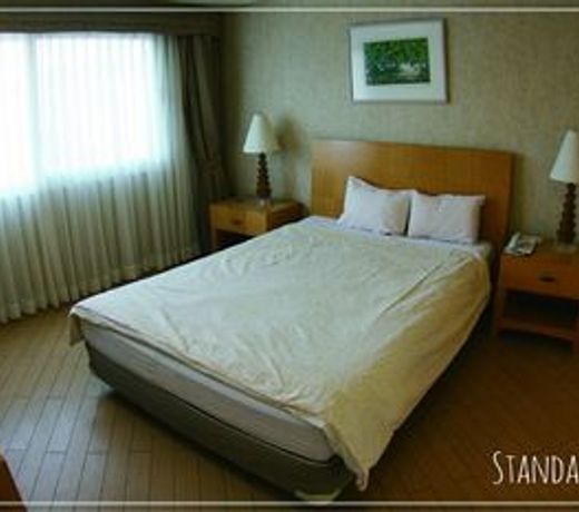 Oak Valley Resort