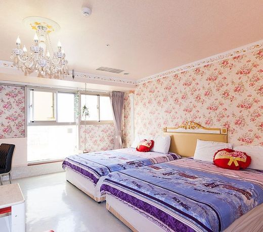 Gwawa Hotel