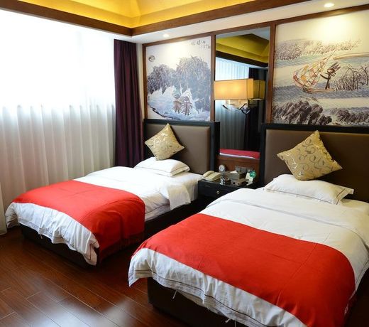 Blue Moon Valley Hotel