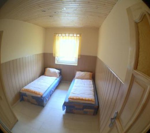 Granada Medences Apartmanhaz