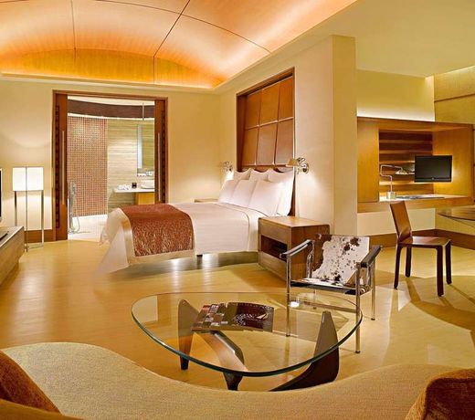 Singapore Marriott Tang Plaza Hotel