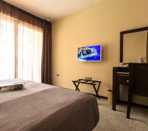 Hotel Nadezda