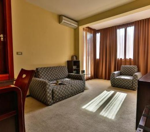 Hotel Nadezda