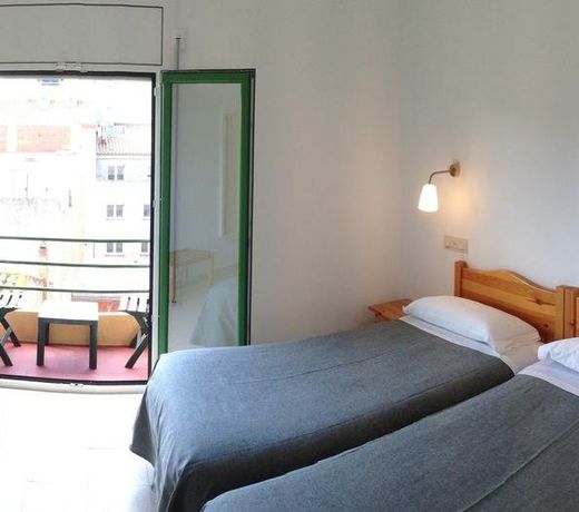 Hostal ROM Familiar