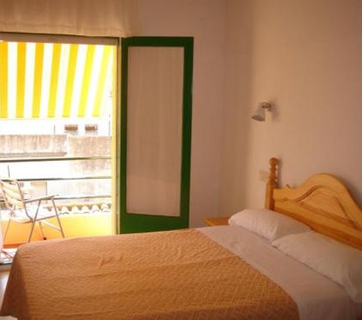 Hostal ROM Familiar