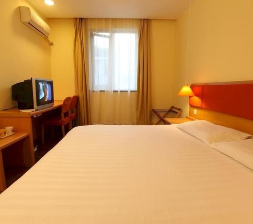HOME INN ZHONG HE MIDDLE ROAD