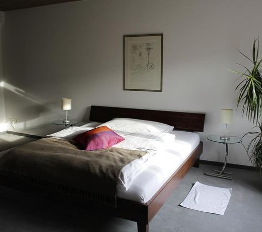 Archies guesthouse