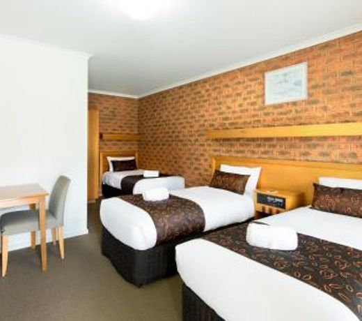 Advance Motel