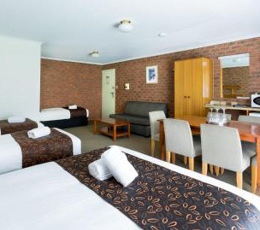 Advance Motel