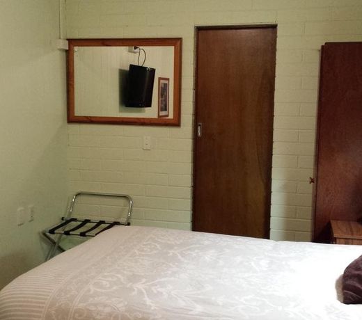 Millers Cottage Motel