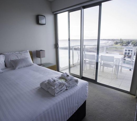 Wallaroo Marina Apartments