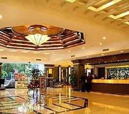 Miracle Plaza