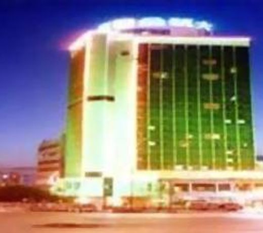 Miracle Plaza
