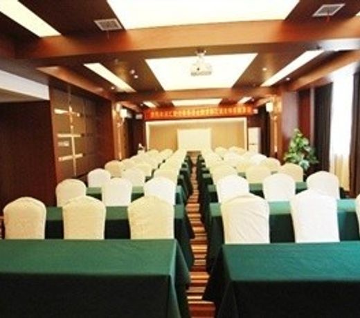 Kingship Superlor Hotel