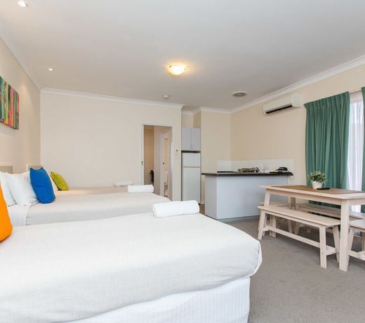 Lincoln Cottage Motor Inn