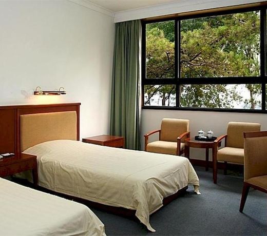 Tianjin Hubin Garden Hotel