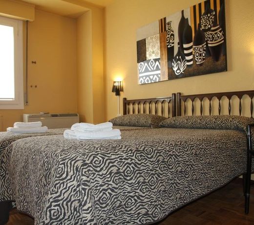 Hostal Acella