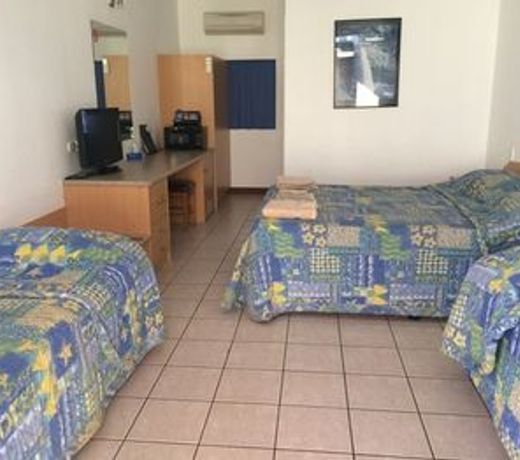 Paraway Motel