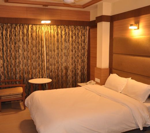 Hotel SMS Grand Inn