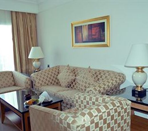 Le Royal Holiday Resort