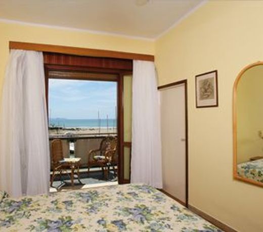 Roma Hotel