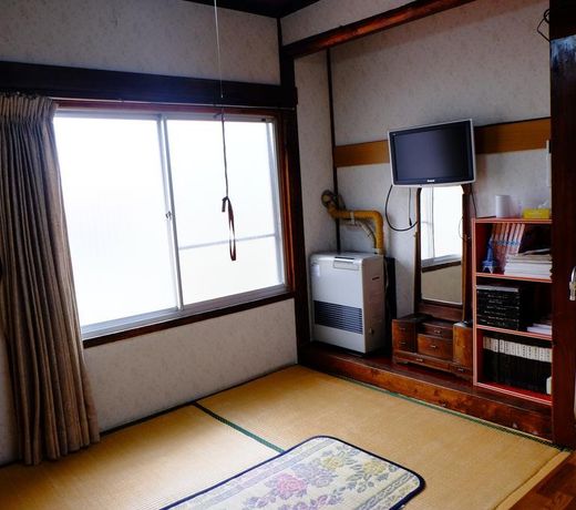 Fujiyoshida Youth Hostel
