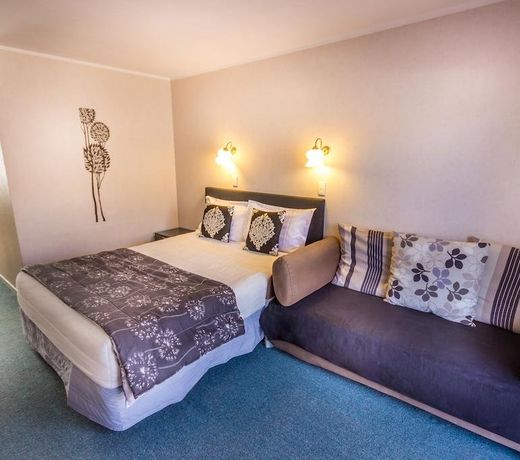 Malones Spa Motel