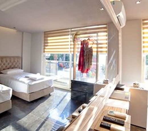 Upper House Hotel