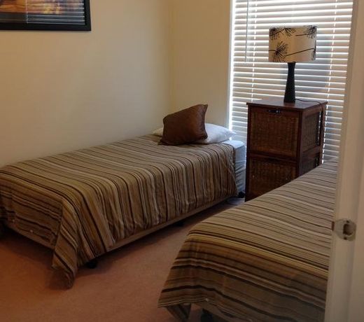 All Seasons Lakefront Getaway