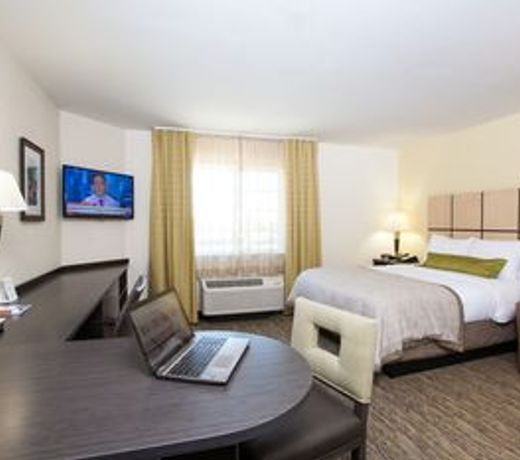 Candlewood Suites New Braunfels, an IHG Hotel