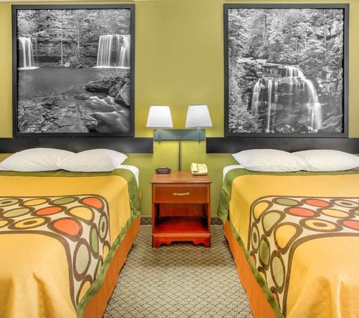 Super 8 by Wyndham Galva