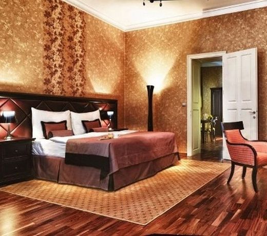 SKARITZ Hotel & Residence