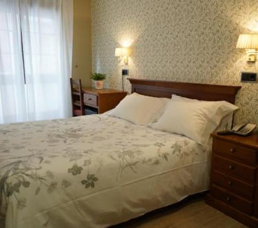 Hotel Arco Navia