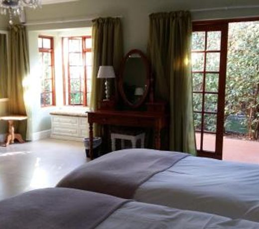 Mooring House Guest Lodge