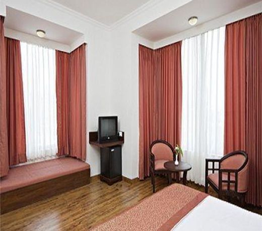 Lemon Tree Hotel Alwar