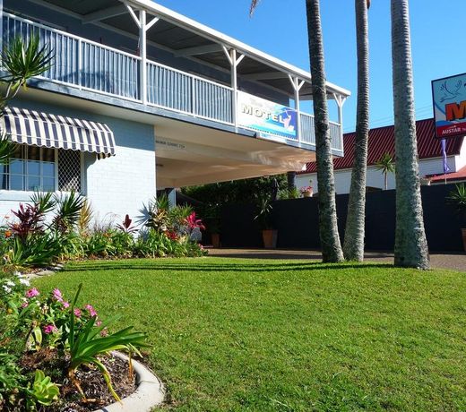 Blue Pelican Motel
