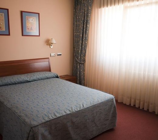 Hotel Restaurante La Alhama