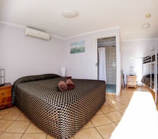 Bali Hi Motel