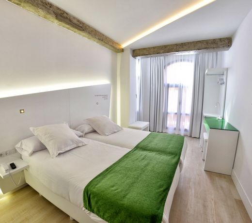 Atarazanas Málaga Boutique Hotel