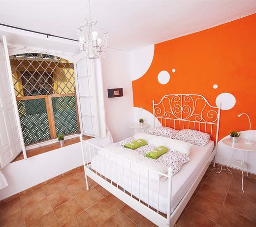 La Casa Mata Central