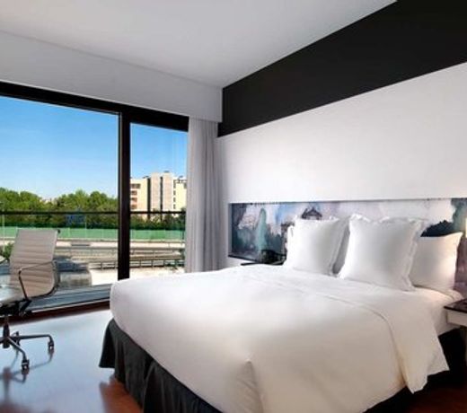 Hilton Madrid Airport